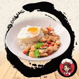 ข้าวกระเพราไก่ราดข้าวไข่ดาว