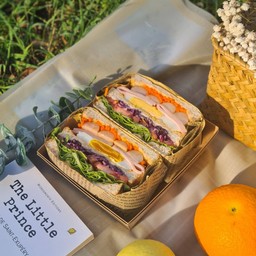 De.lice homemade แซนวิช&Wraps,สลัด