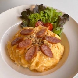 ข้าวไข่ข้น ไส้กรอก