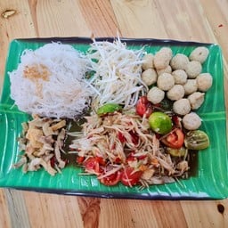 ปาร์ตี้ส้มตำลาว