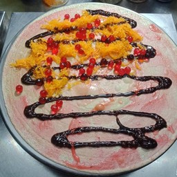 สตรอว์เบอร์รี  + ฝอยทอง + เยลลี่