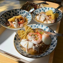 ก๋วยเตี๋ยวต้มยำ-รวมทะเล