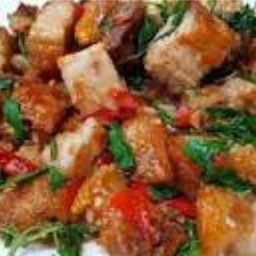 ข้าวกะเพราหมูกรอบ