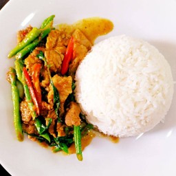 ข้าวพริกแกง