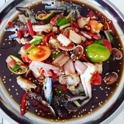 ส้มตำรวมมิตรทะเล