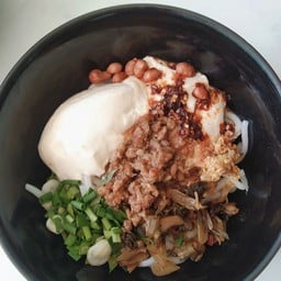 500 กิโลอาหารหยุนหนาน (5 百里滇味小吃)
