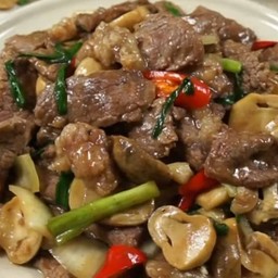ข้าวเนื้อน้ำมันหอย