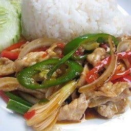 ข้าวหมูทอดกระเทียม