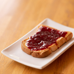 ปังเนยถั่ว + แยม Strawberry