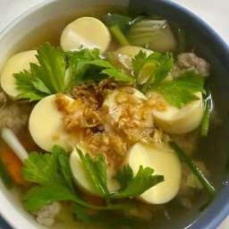 เจ๊จุ๋มอาหารตามสั่ง