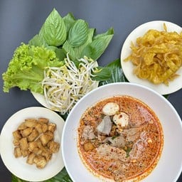 เล็กต้มยำหมูนำ้ข้น