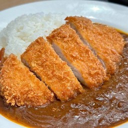 โอมุ เฮ้าส-ข้าวแกงกะหรี่ญี่ปุ่น (Cafe and Curry) แบริ่ง