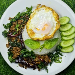 เพราเนื้อม่อๆพริกแห้งโบร้าณโบราณ