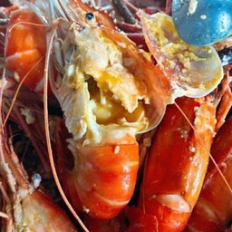 กุ้งหัวมันเยิ้ม ทอดกระเทียม