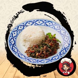 ข้าวราดผัดกระเพราเนื้อสับ