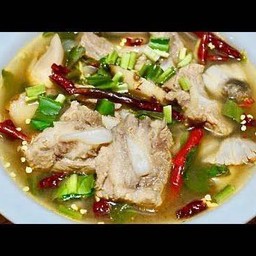 ต้มโคล้งกระดูกอ่อน