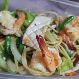 สปาเก็ตตี้ขี้เมาทะเล