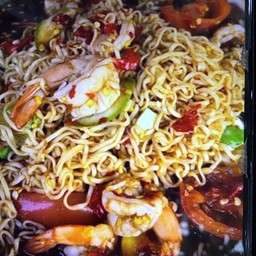 ตำมาม่ากุ้งสุกปลาร้า