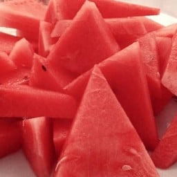 Fruit & fruits ผลไม้แช่เย็นพร้อมทานและบุฟเฟต์