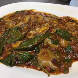 ผัดหอยลายพริกเผา