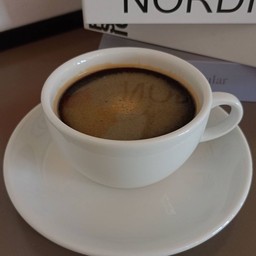 อเมริกาโนน้ำผึ้ง ร้อน