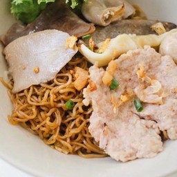 ก๋วยเตี๋ยวแห้ง