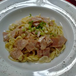 สปาเก็ตตี้คาโบนาร่า