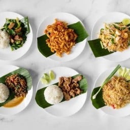 กุ้งแช่น้ำปลา & ข้าวเหนียวหมูปิ้ง