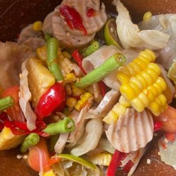 ตำข้าวโพดหมูยอ