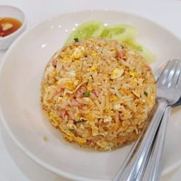 ข้าวผัดแหนม