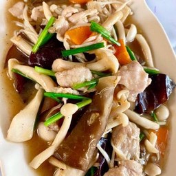 ผัดเห็ดรวม