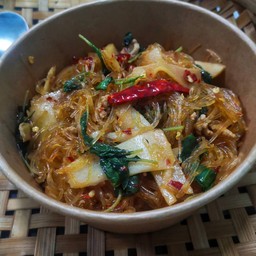 วุ้นเส้น+หน่อไม้ดองผัดกะเพราพริกแห้ง