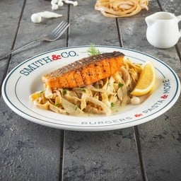 สปาเก็ตตี้สเต็กแซลมอน