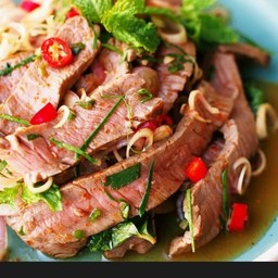 พล่าเนื้อ