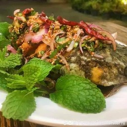 ลาบปลาช่อนทอด