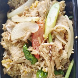 ข้าวผัดรถไฟหมูชิ้น