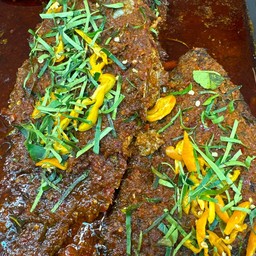 ปลานิลทอดราดพริกแกง