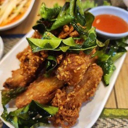 ปีกไก่ทอด