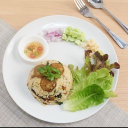 ข้าวผัดไส้อั่ว