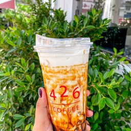 นมสดบราวน์ชูก้า