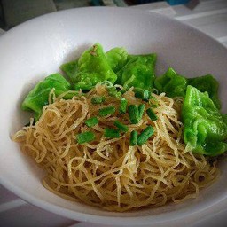 บะหมี่เกี๊ยวกุ้งล้วน