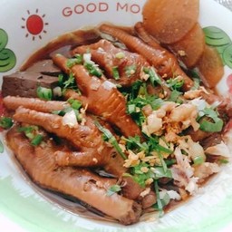 ก๋วยเตี๋ยวตีนไก่