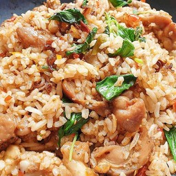 ข้าว.กระเพราไก่ชิ้น (คลุก) ข้าว