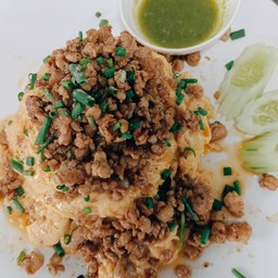 ข้าวหน้าไข่ข้นหมูสับ