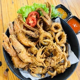 แซ่บนัวครัวอีสาน