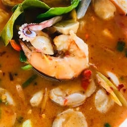 ต้มยำรวมมิตรทะเล