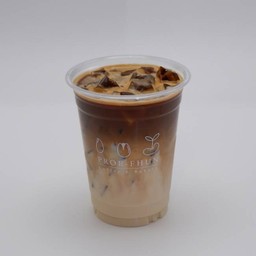 Iced Caramel Macchiato