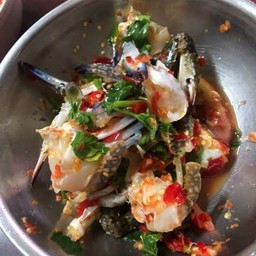 อาหารตามสั่ง แซ่บลิ้น ค่าเฟ่