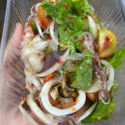 ยำวุ้นเส้นรวมทะเล