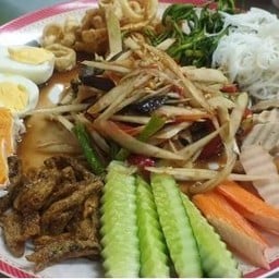 ตำถาดปูปลาร้า